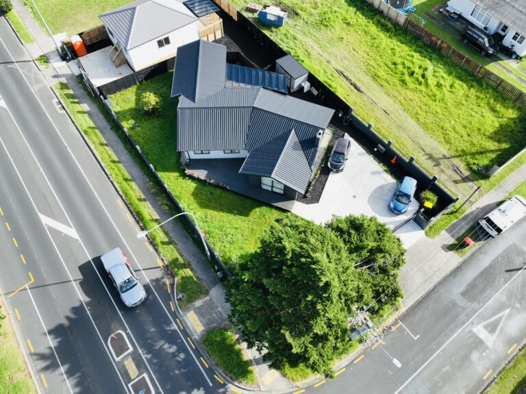 2_Fisher_Crescent____tara__Auckland_2023_-_14-04-2023-_Outside_2