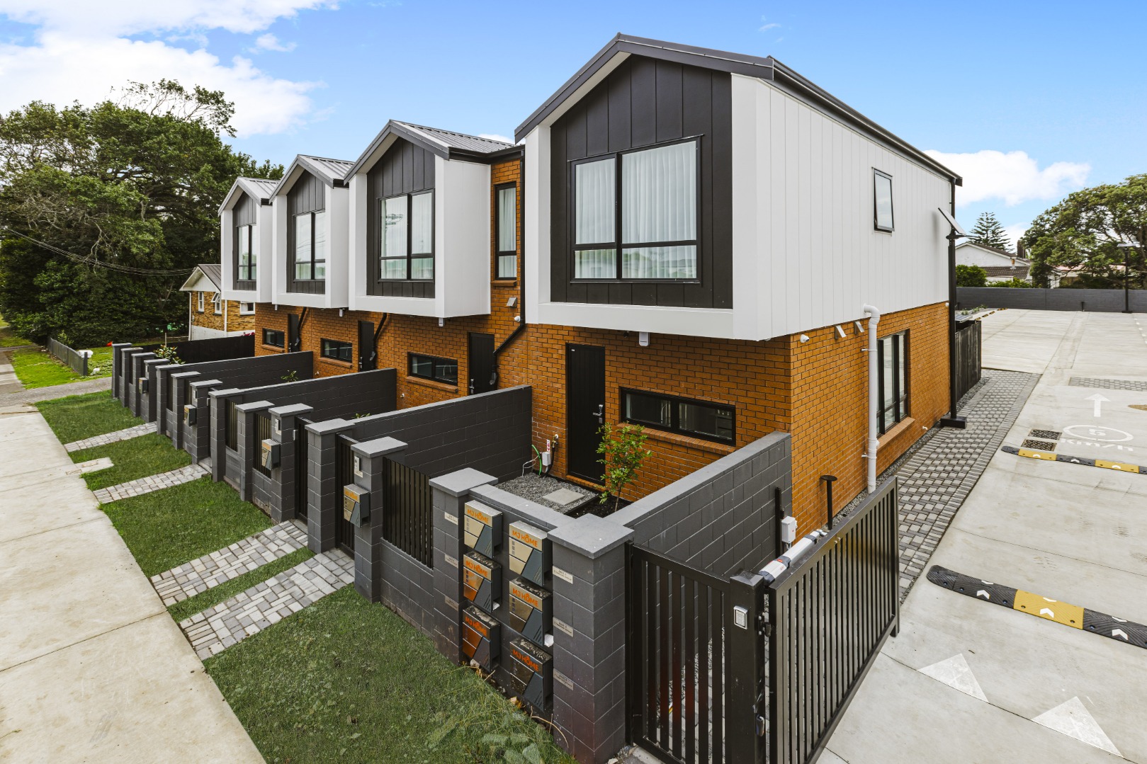 6/1 Tennessee Avenue, Mangere East, Auckland